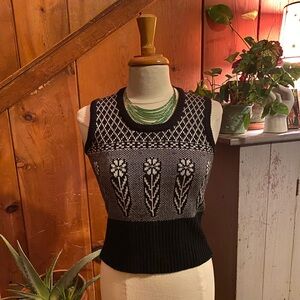 Vintage Flower Pattern Sweater Vest Knit Top